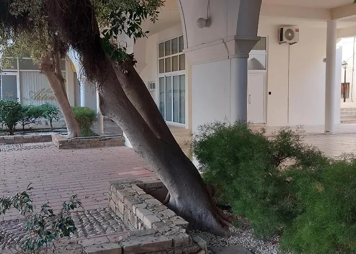 Eleantre Holiday Apartments